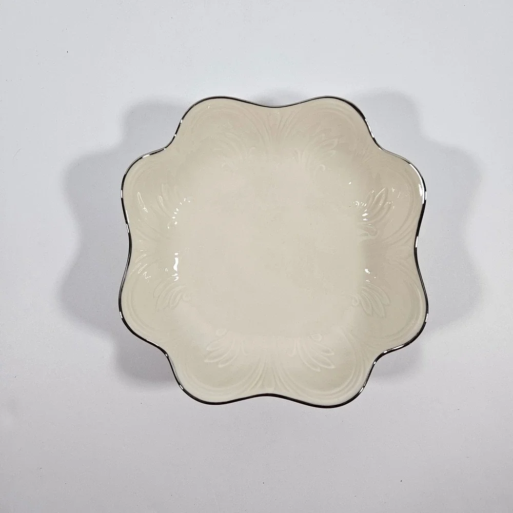 Lenox Saybrooke Ivory Porcelain Scalloped Bowl Silver Trim‎ Made in USA Embossed